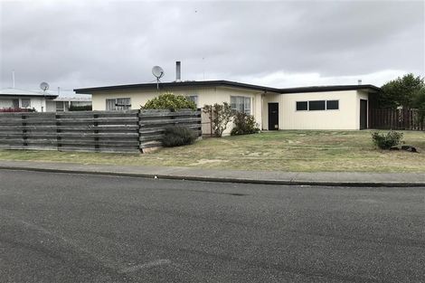 Photo of property in 1/31 Birkenhead Crescent, Flaxmere, Hastings, 4120