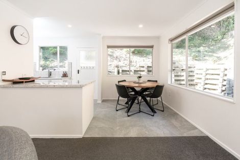 Photo of property in 19d Mahoe Street, Tawa, Wellington, 5028