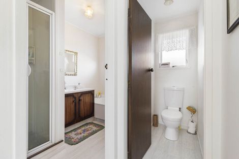 Photo of property in 80 Tuhikaramea Road, Dinsdale, Hamilton, 3204