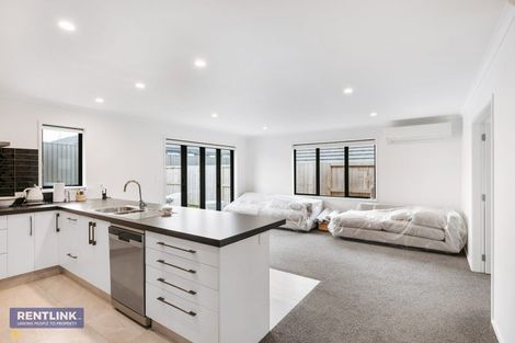 Photo of property in 28 Trans Tasman Way, Pyes Pa, Tauranga, 3112