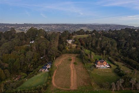 Photo of property in 340 Paremoremo Road, Paremoremo, Auckland, 0632