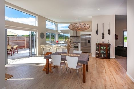 Photo of property in 63b Ocean Beach Road, Tairua, 3508
