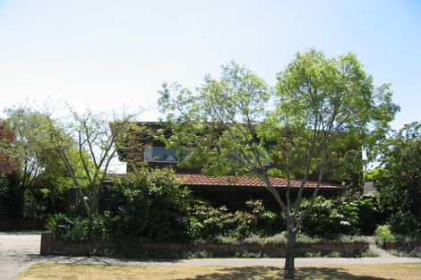 Photo of property in 12 Strathean Avenue, Avonhead, Christchurch, 8042