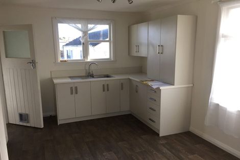 Photo of property in 15 Aberdeen Avenue, Takaro, Palmerston North, 4412