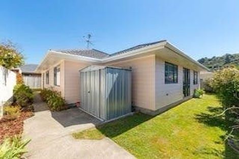 Photo of property in 132b Stokes Valley Road, Stokes Valley, Lower Hutt, 5019