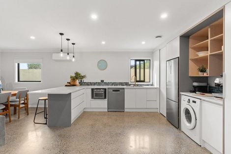 Photo of property in 56b Marine Parade, Mount Maunganui, 3116