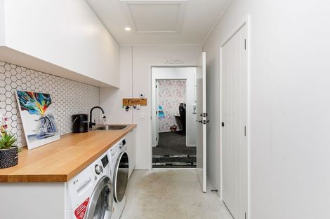 Photo of property in 85 Painstown Road, Waimate, 7978