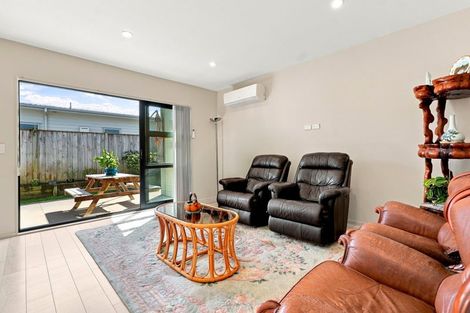 Photo of property in 13 Andalusian Way, Karaka, Papakura, 2113