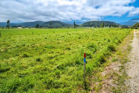 Photo of property in 11 Oparara Road, Karamea, 7893