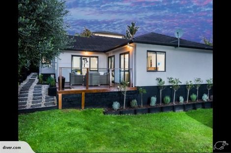 Photo of property in 30 Admirals Court Drive, Greenhithe, Auckland, 0632