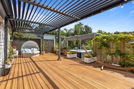 Photo of property in 218 Greenhithe Road, Greenhithe, Auckland, 0632