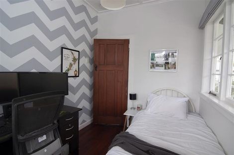 Photo of property in 16 Burrows Place, Frankton, Hamilton, 3204