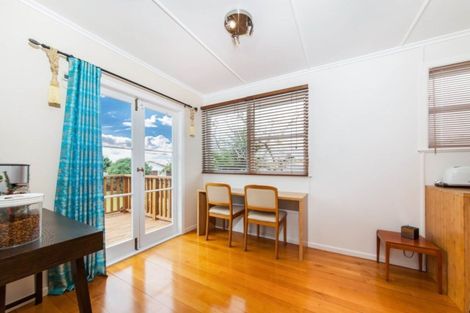 Photo of property in 76 Harrington Road, Henderson, Auckland, 0610