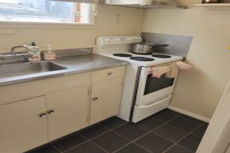 Photo of property in 2/84 Linton Street, West End, Palmerston North, 4410