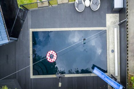 Photo of property in 21 Barton Road, Heretaunga, Upper Hutt, 5018