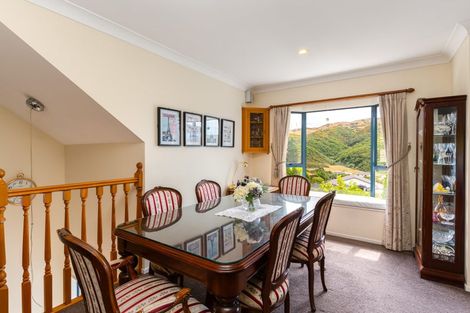 Photo of property in 10 Huxley Grove, Churton Park, Wellington, 6037