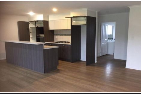 Photo of property in 43 Tawa Road, Kumeu, 0891