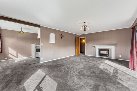 Photo of property in 16 Warwick Place, Springvale, Whanganui, 4501