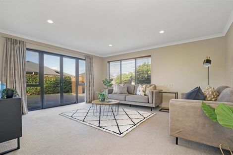 Photo of property in 10 Gracefield Place, Huntington, Hamilton, 3210