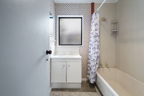 Photo of property in 12 Mansell Crescent, Bulls, 4818