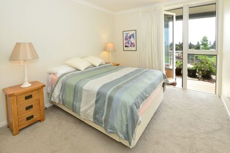 Photo of property in 94 Rewa Rewa Lane, Orewa, 0931