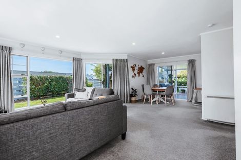 Photo of property in 67 Acacia Bay Road, Nukuhau, Taupo, 3330