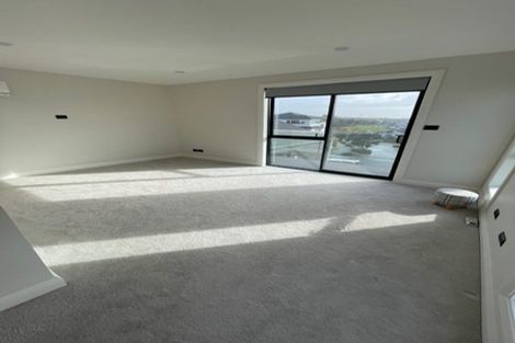 Photo of property in 8 Cavalli Road, Long Bay, Auckland, 0630