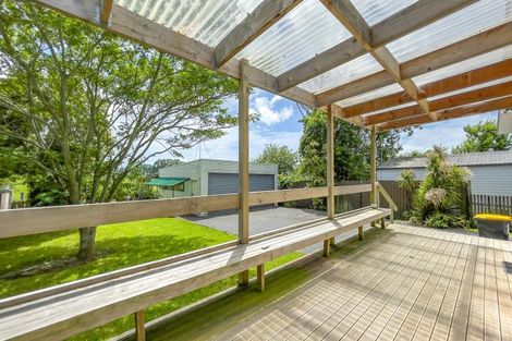 Photo of property in 15 Orchard East Road, Ngatea, 3503