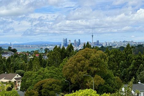 Photo of property in 50 Balmain Road, Chatswood, Auckland, 0626
