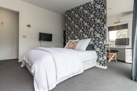 Photo of property in 8 Sherwood Downs Drive, Horsham Downs, Hamilton, 3281