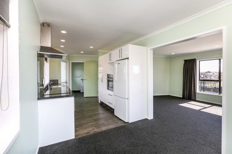 Photo of property in 13 Virginia Place, Whalers Gate, New Plymouth, 4310