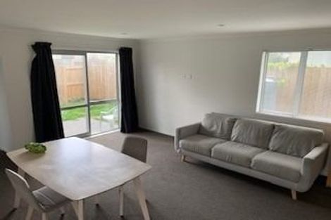 Photo of property in 4/9 Hibiscus Avenue, Hamilton Lake, Hamilton, 3204