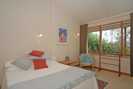 Photo of property in 28 George Street, Hospital Hill, Napier, 4110