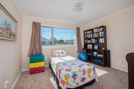 Photo of property in 1 Dunbar Place, Mosgiel, 9024
