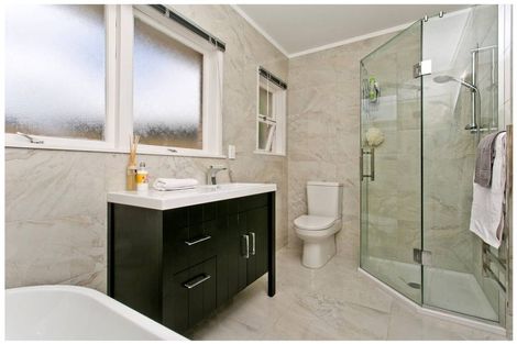 Photo of property in 9 Blakeborough Drive, Forrest Hill, Auckland, 0620