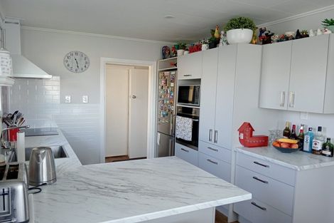 Photo of property in 4 Carlyle Street, Tuatapere, 9620