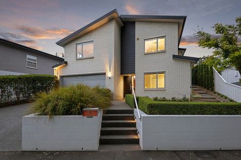 Photo of property in 297 Eastern Terrace, Sydenham, Christchurch, 8023