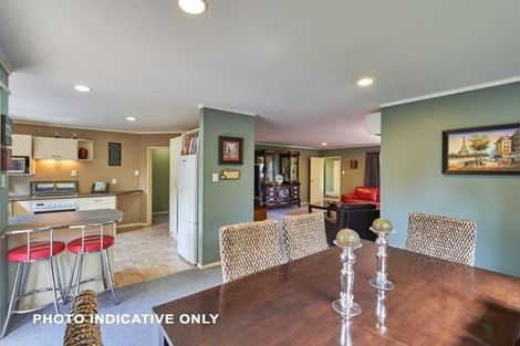 Photo of property in 68 Clifton Terrace, Fitzherbert, Palmerston North, 4410