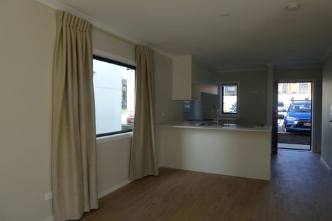 Photo of property in 2/125b Metcalfe Road, Ranui, Auckland, 0612