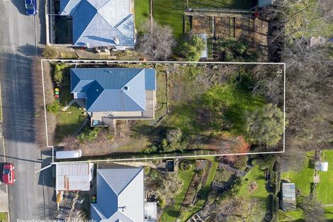 Photo of property in 82 District Road, Green Island, Dunedin, 9018