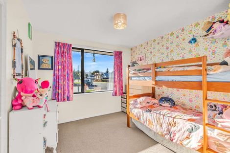 Photo of property in 8 Stonebridge Lane, Oxford, 7430