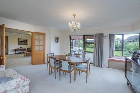 Photo of property in 8 Runanga Grove, Waikanae, 5036