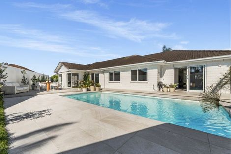 Photo of property in 19 Popata Close, Papamoa Beach, Papamoa, 3118