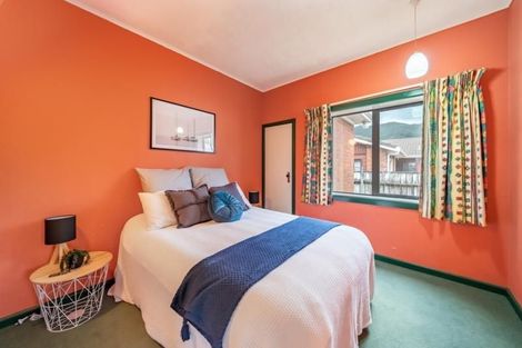 Photo of property in 16 Brook Street, Waiwhetu, Lower Hutt, 5010