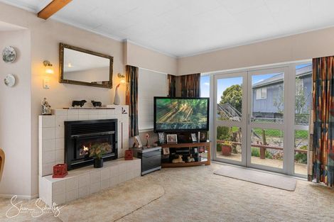 Photo of property in 7 Griffin Road, Maungaturoto, 0520