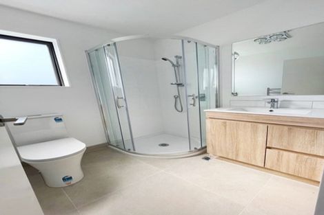 Photo of property in 15 Raupeti Lane, Henderson, Auckland, 0612