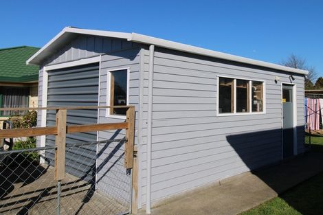 Photo of property in 5 Henderson Street, Dannevirke, 4930