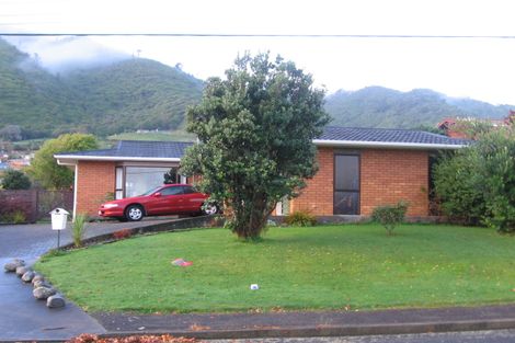 Photo of property in 21a Matenga Street, Waikanae, 5036