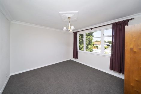 Photo of property in 48 Burns Street, Hawera, 4610