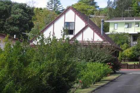 Photo of property in 2/17 Weetman Drive, Browns Bay, Auckland, 0630